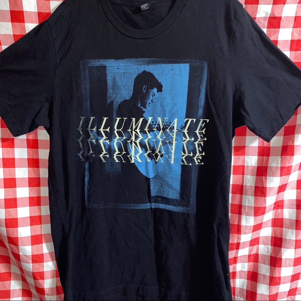 Shawn mendes illuminate shirt